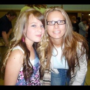 Meet your Posher, Dawn